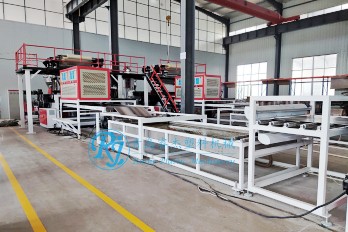 LVT地板生產(chǎn)線(xiàn)