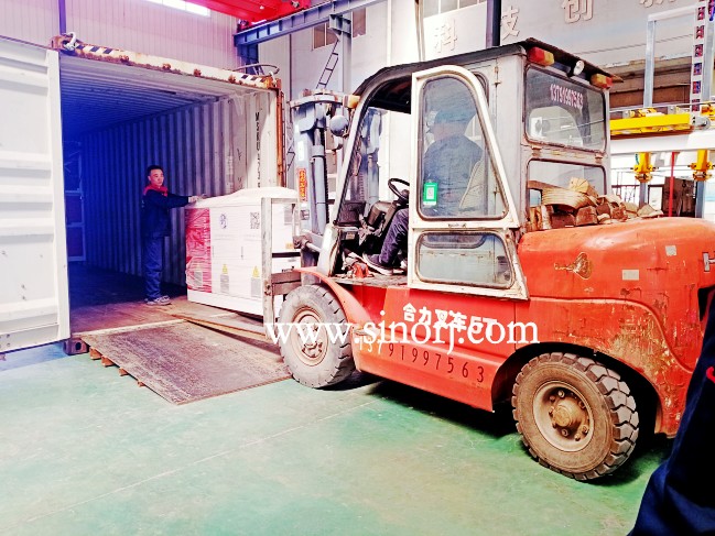 開啟貨柜連發(fā)模式，墻板生產(chǎn)線、格柵板生產(chǎn)線、線條生產(chǎn)線發(fā)貨中